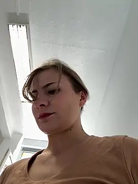 IsabellaEtha webcam
