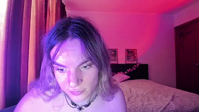 milliKira006 webcam