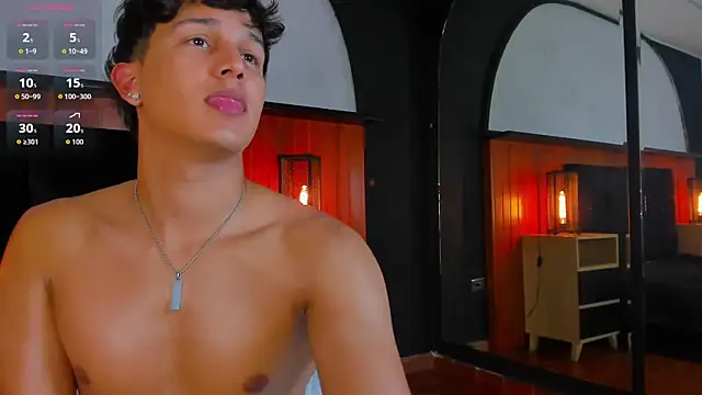 Leo_Savage_ live cam on StripChat