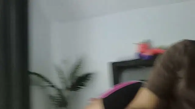 NicolePlay webcam