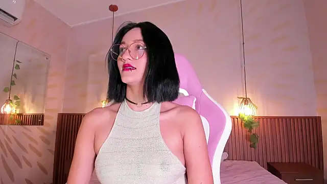 daphne_courtis webcam