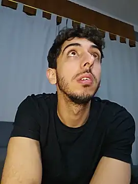 LeoyNicky98 webcam