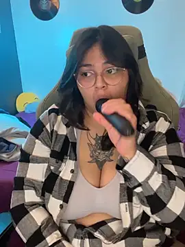 miacanela_xo webcam