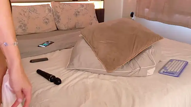 lunavicexxx webcam