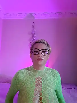 LunaBlaise webcam