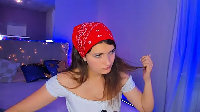 Laura_Leee webcam