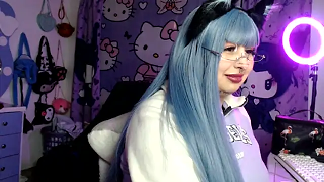 lussyevans24 live cam on StripChat
