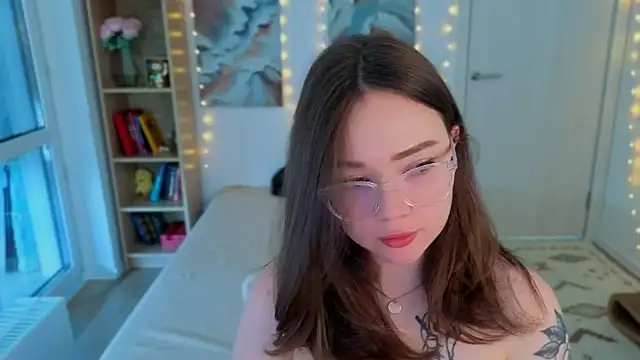 MilenaSaint webcam