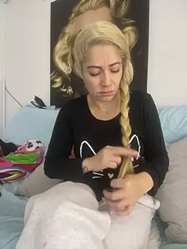 viktoria_davis_ webcam