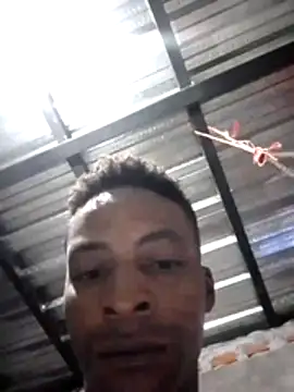 Elijanpeterson webcam