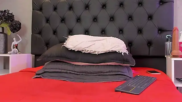 naomi__blair webcam
