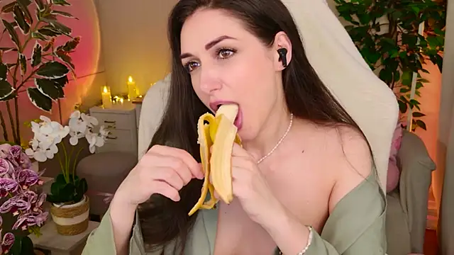 LoveYouNicoleee webcam