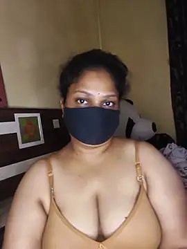 SluttySonam webcam