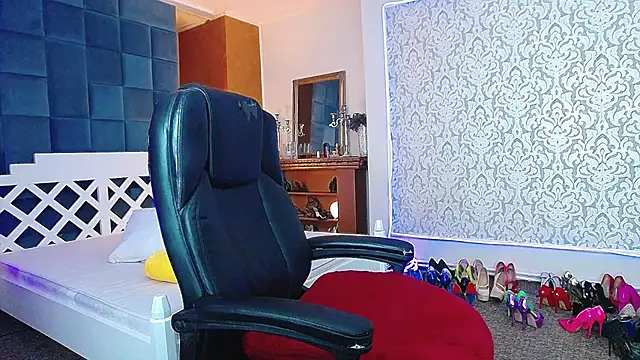 MissKora webcam