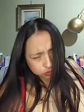 Gatitadiablita35 live cam