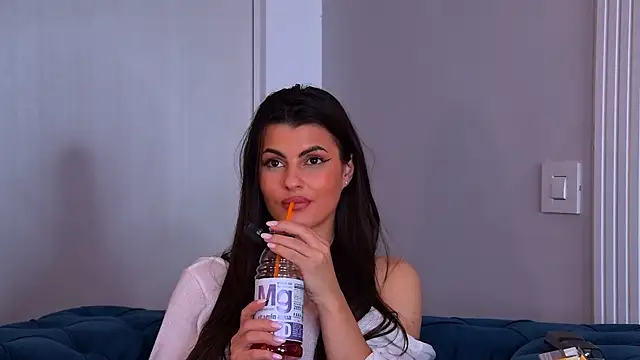 YasminaMoon webcam
