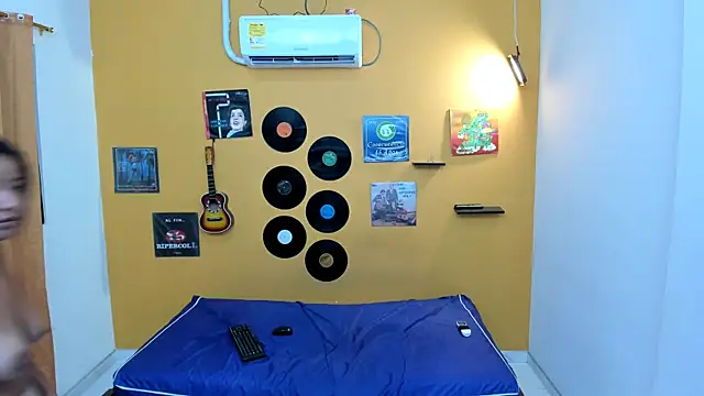 lilithevil32 webcam