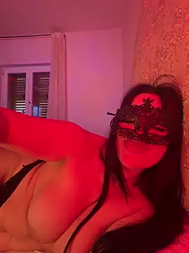 blackladyhot webcam
