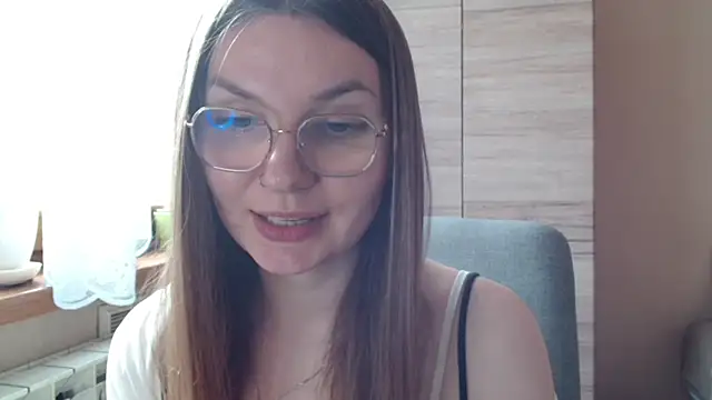 LooveELLYx webcam