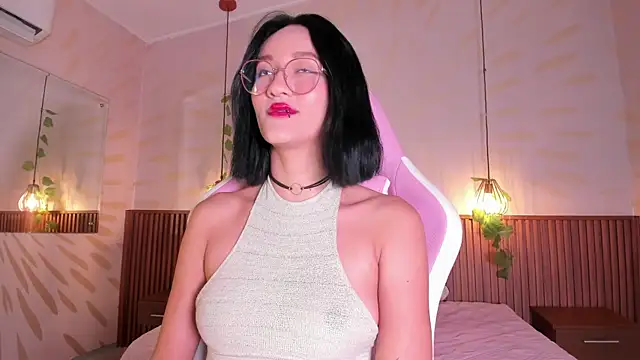 daphne_courtis webcam