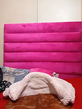 ExtraDoll webcam