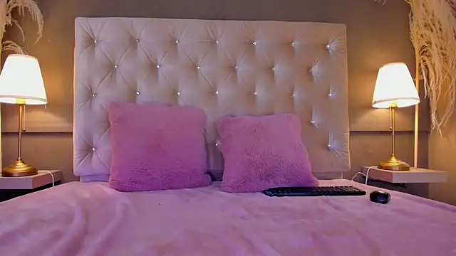 Kiaraprincess webcam