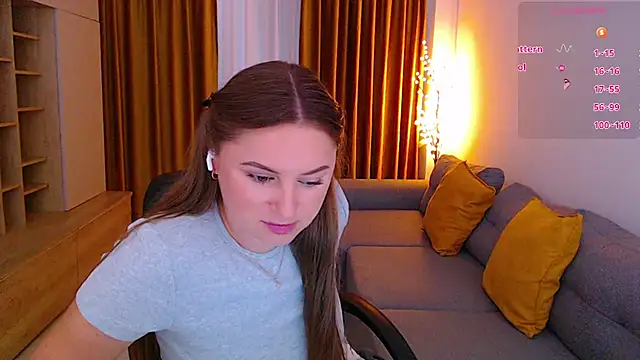 mia_bloomy webcam