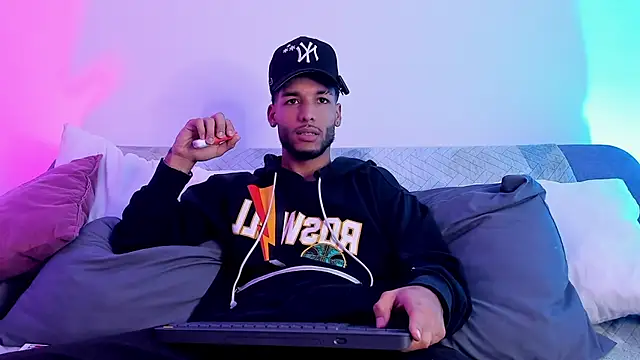 Thiagoferreti live cam