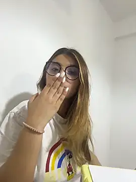 baddieasiantv live cam