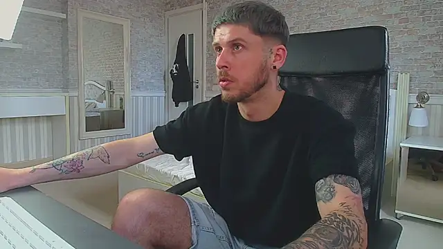 JonahShaw webcam