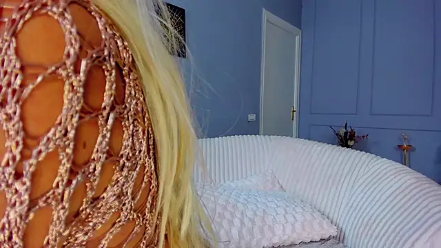 Awww_Ella webcam