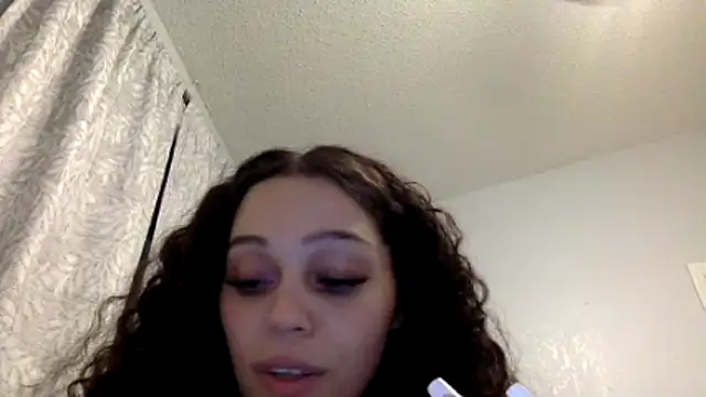 sapphirestorm8 webcam