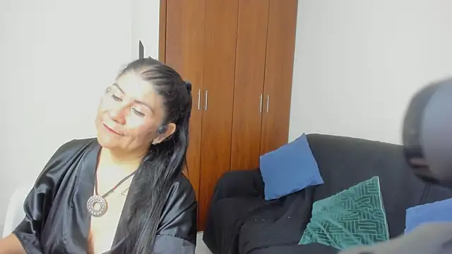 kiraGeiner webcam