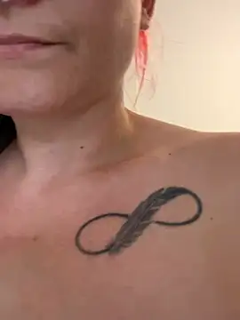 Fiebie_licious_ webcam
