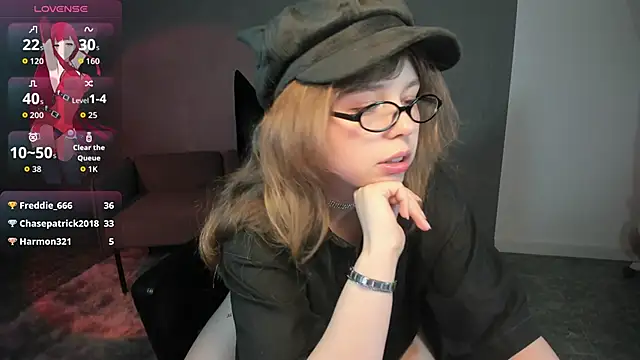 LeonaHicks webcam