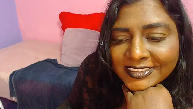 INDIANSIN2 live cam on StripChat