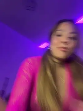 LilEuphoria live sex cam