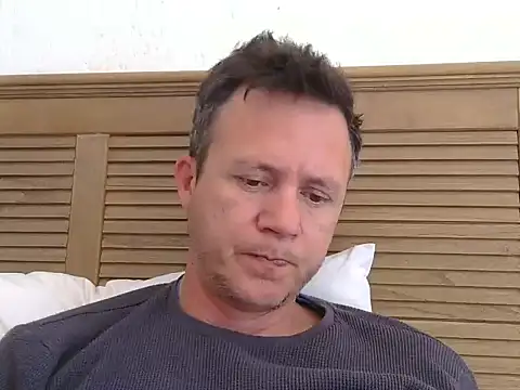 TroyDieselXXX live cam on StripChat