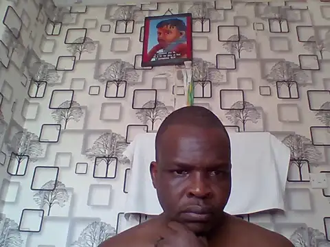 Chumba_001 live cam on StripChat