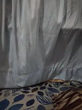 Ezabelljohn webcam