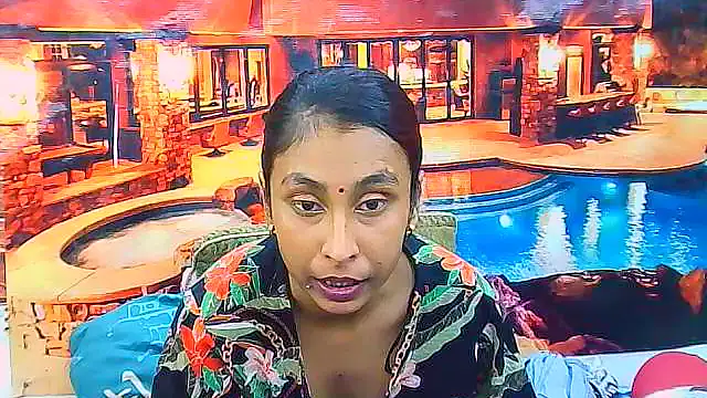 IndianSexyButt webcam