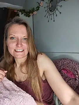 Candy_Cougar webcam