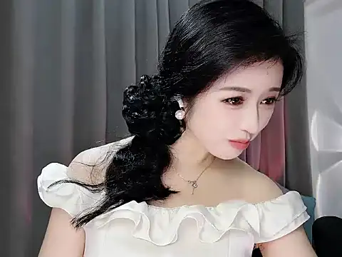 Momo-Wow webcam