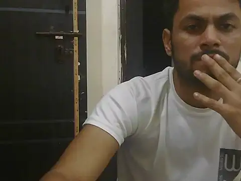 Stubborndesiboy webcam