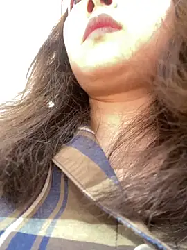 CRROO-AA live cam on StripChat