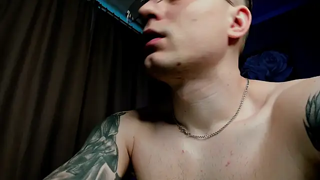_SteveSugar live cam on StripChat
