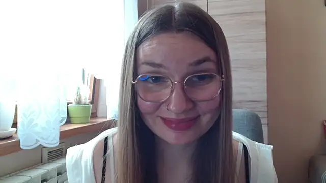 LooveELLYx webcam