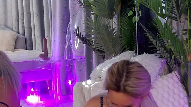 IsabelleEthan webcam
