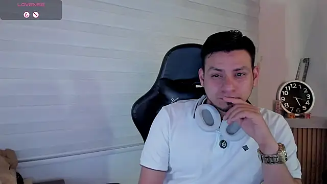 Rick_Adams live cam