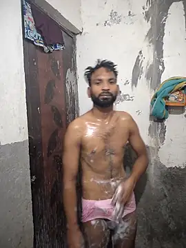 Akki-101 live cam on StripChat